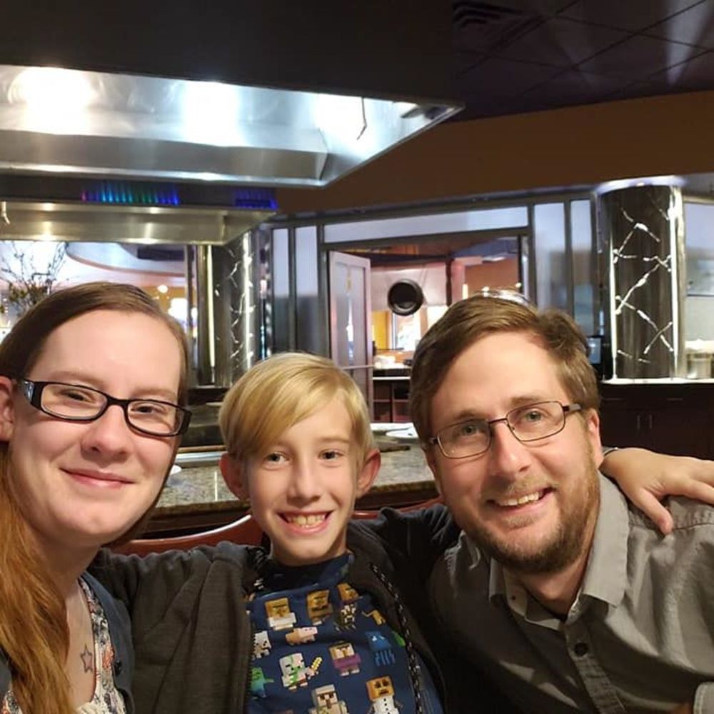 Meet your Posher, Vicvic